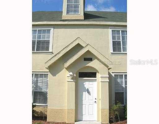 9748 LAKE CHASE ISLAND WAY UNIT 9748 TAMPA, FL 33626
