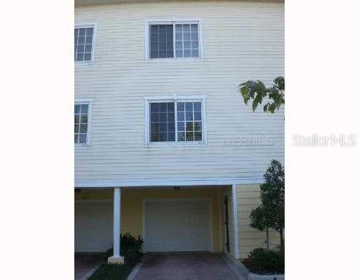 9819 MEADOW FIELD CREEK UNIT 709 TAMPA, FL 33626