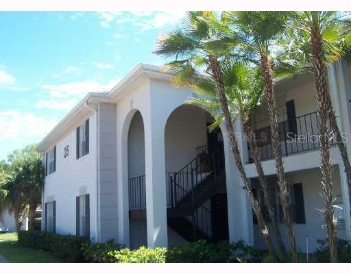 10376 CARROLLWOOD LANE UNIT 255 TAMPA, FL 33618