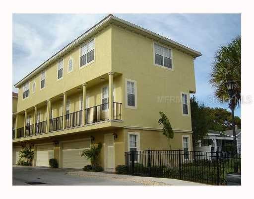 2601 ESPANA COURT TAMPA, FL 33609