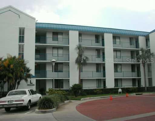 2424 W TAMPA BAY UNIT F209 TAMPA, FL 33607
