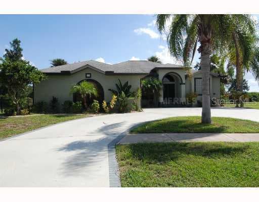 820 GREENVIEW DRIVE APOLLO BEACH, FL 33572