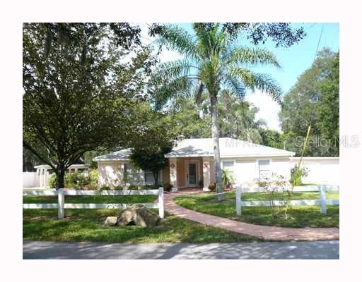 19202 BLOUNT ROAD Lutz, FL 33558