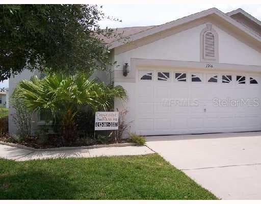 1918 ECHO POND PLACE WESLEY CHAPEL, FL 33543