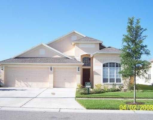 7303 GUILFORD PINE LANE APOLLO BEACH, FL 33572