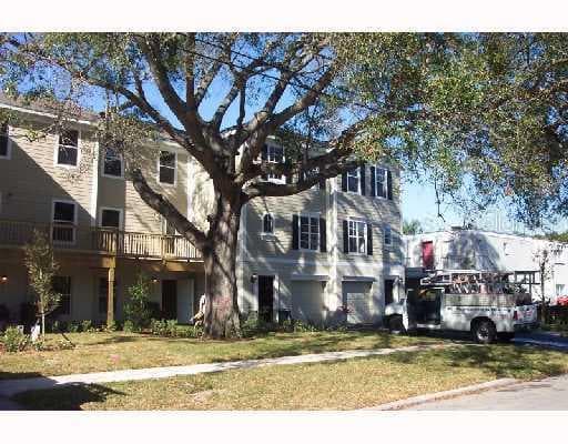 421 S MATANZAS AVENUE TAMPA, FL 33609