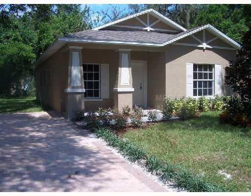 2000 E ELLICOTT STREET Tampa, FL 33610