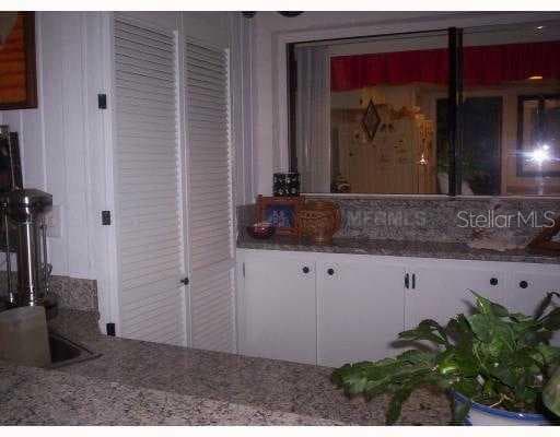 104 N VALENCIA COURT PLANT CITY, FL 33566