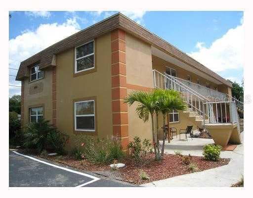 1863 KINGS HIGHWAY UNIT 8 Clearwater, FL 33755