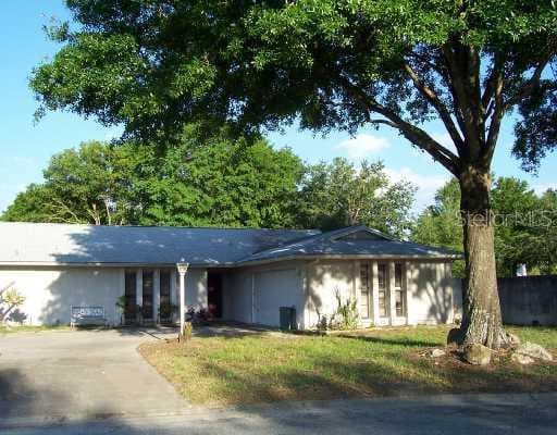 4901 COUNTRY AIRE LANE TAMPA, FL 33624