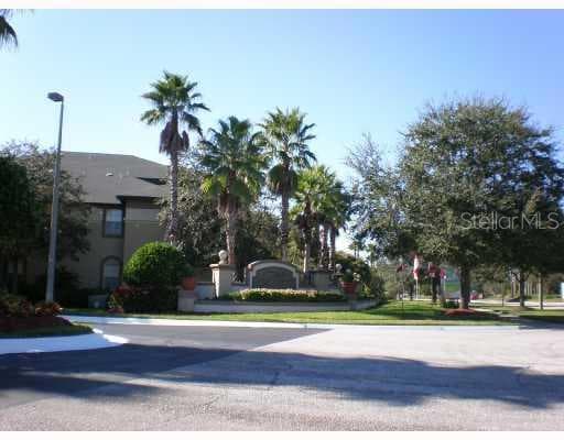 17110 CARRINGTON PARK DRIVE UNIT 818 TAMPA, FL 33647