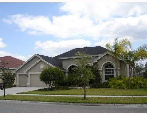 27032 WINGED ELM DRIVE WESLEY CHAPEL, FL 33543
