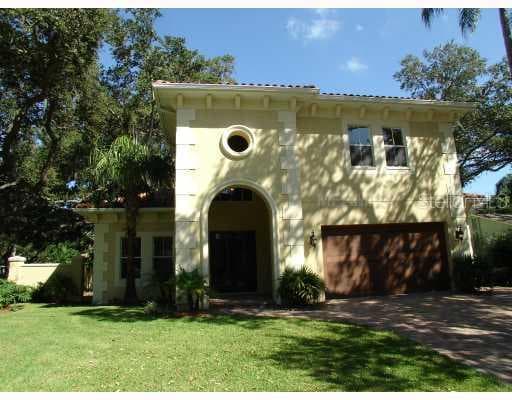 3023 W CHAPIN AVENUE TAMPA, FL 33611