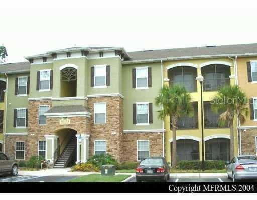 10211 COURTNEY PALMS DRIVE UNIT 104 Tampa, FL 33619