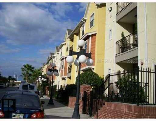 1910 E PALM AVENUE UNIT 8302 TAMPA, FL 33605