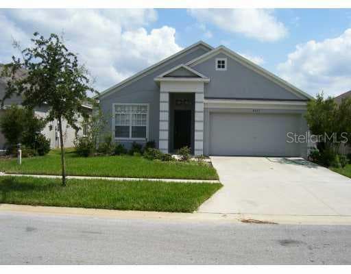 8523 CANTERBURY LAKE BOULEVARD Tampa, FL 33619
