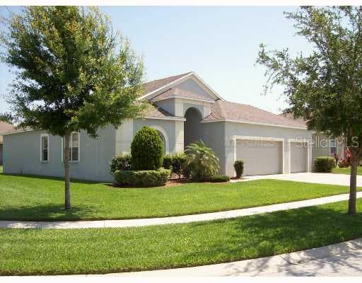 2711 ABBEY GROVE DRIVE VALRICO, FL 33594