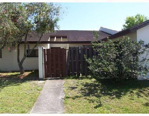 10722 CROWNGATE LANE TAMPA, FL 33624
