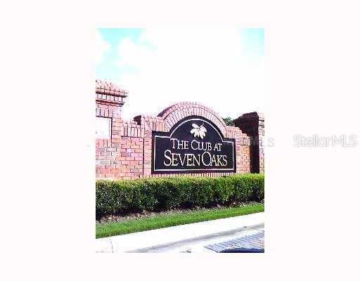 3454 CHAPEL CREEK CREEK WESLEY CHAPEL, FL 33543