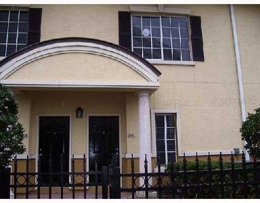 5240 W KENNEDY BOULEVARD TAMPA, FL 33609