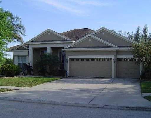 8207 PRAIRIE RIDGE WAY TAMPA, FL 33647