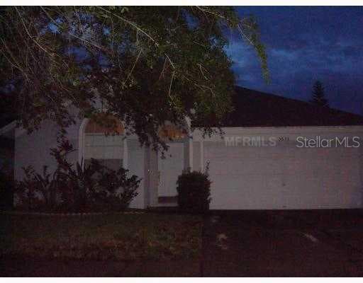 5633 PADDOCK TRAIL DRIVE TAMPA, FL 33624