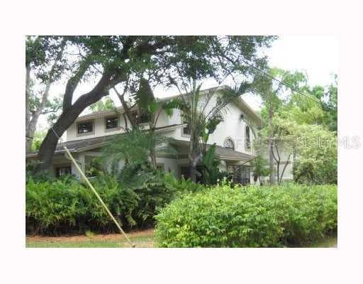 3001 W BAY VISTA AVENUE TAMPA, FL 33611