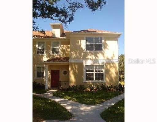 2067 FIESTA RIDGE COURT TAMPA, FL 33604