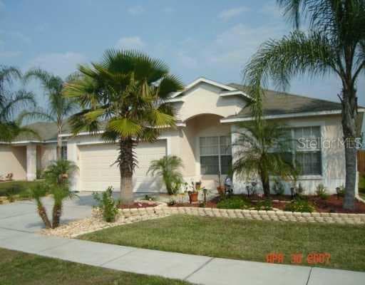 6138 SCHOOL HOUSE COURT WESLEY CHAPEL, FL 33544