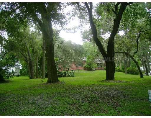 4618 E Riverhills DRIVE Tampa, FL 33617