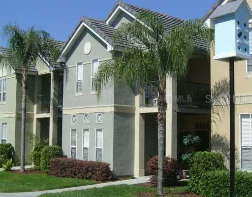 4004 BANGALOW PALM COURT TAMPA, FL 33624