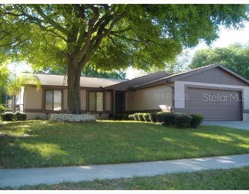 1213 PINEY BRANCH CREEK VALRICO, FL 33594