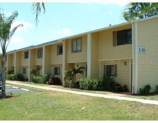 22726 GAGE UNIT 41 LAND O LAKES, FL 34639