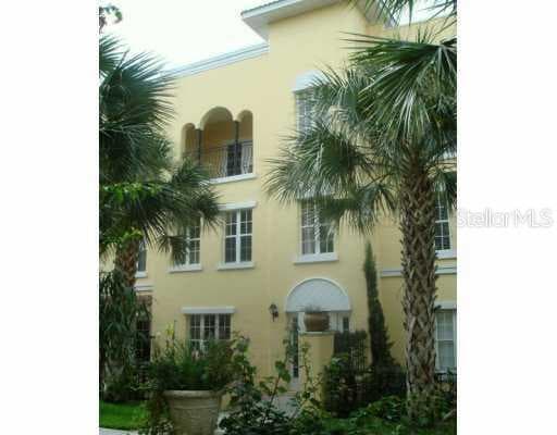 625 CASABELLA CREEK TAMPA, FL 33609