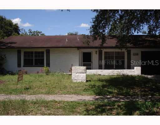 1218 OAKHILL STREET Seffner, FL 33584