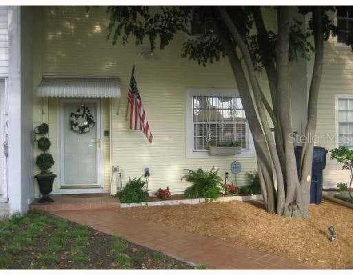 214 S MALCOLM COURT TAMPA, FL 33609