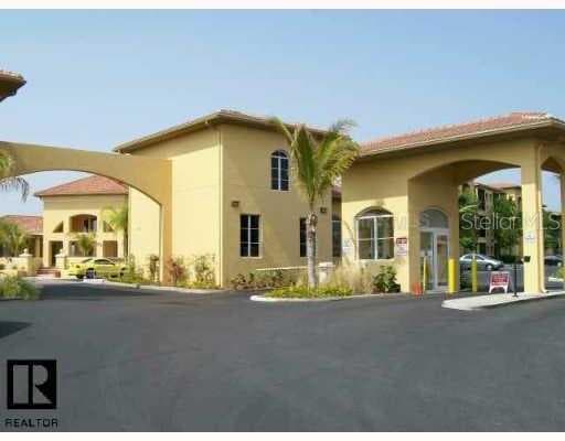 4316 BAYSIDE VILLAGE DRIVE UNIT 304 Tampa, FL 33615