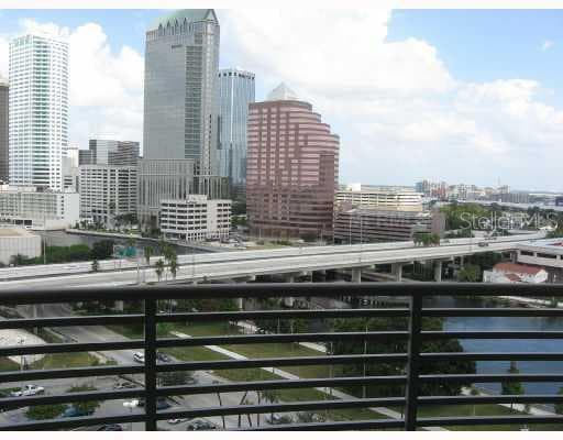 275 BAYSHORE UNIT 1202 TAMPA, FL 33606