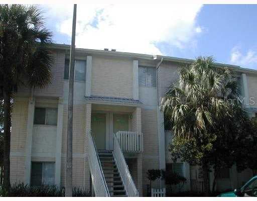 8003 PALMERA POINTE CREEK UNIT 201 TAMPA, FL 33615