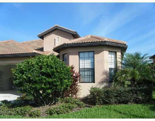 213 MYSTIC FALLS DRIVE APOLLO BEACH, FL 33572