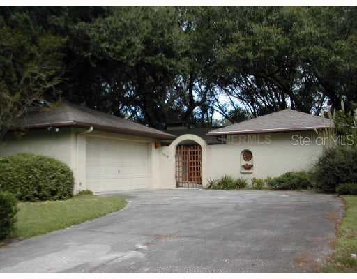 2413 FORREST CREST CREEK LUTZ, FL 33549