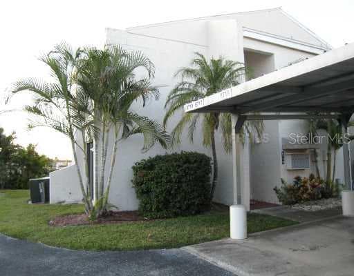 8719 COVE COURT Tampa, FL 33615