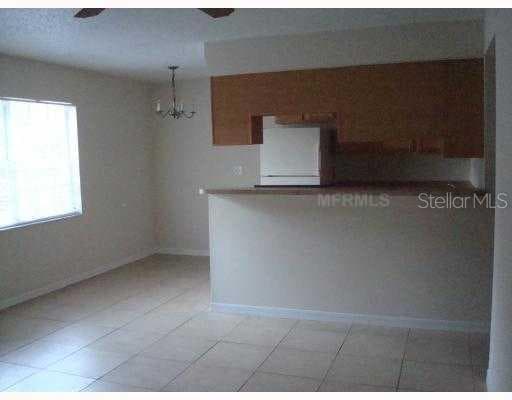 3010 W BINNICKER AVENUE UNIT 7 TAMPA, FL 33611