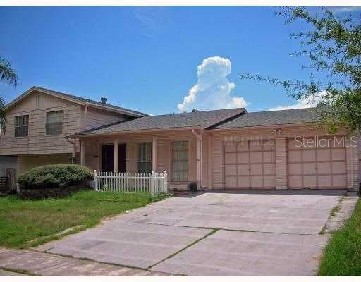 8502 WOODDRIFT DRIVE TAMPA, FL 33618