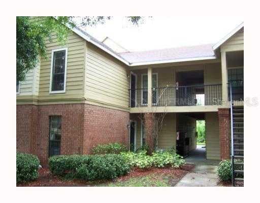 4255 W HUMPHREY STREET UNIT 423 Tampa, FL 33614