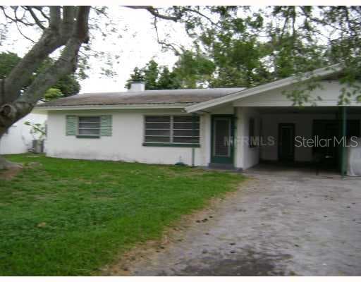 2671 Pinehurst Bellaire Bluffs, FL 33565