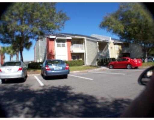 314 LAKE PARSONS GREEN UNIT 104 BRANDON, FL 33511