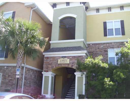 2407 Courtney Meadows DRIVE UNIT 202 Tampa, FL 33619