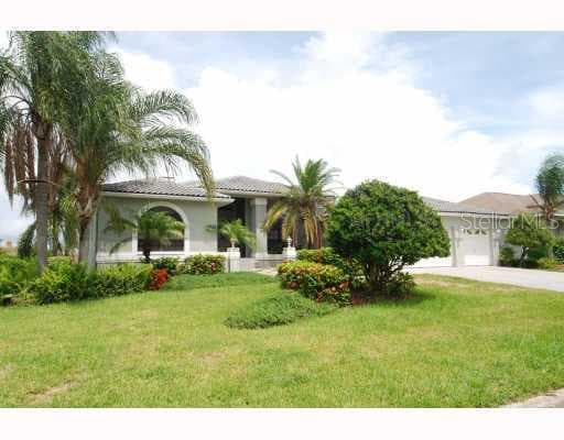 819 GOLF ISLAND DRIVE APOLLO BEACH, FL 33572