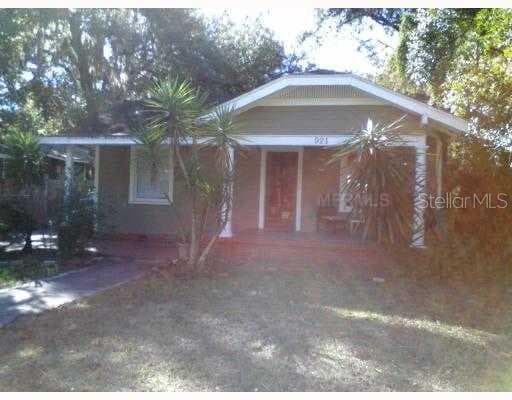 921 E SHADOWLAWN AVENUE TAMPA, FL 33603